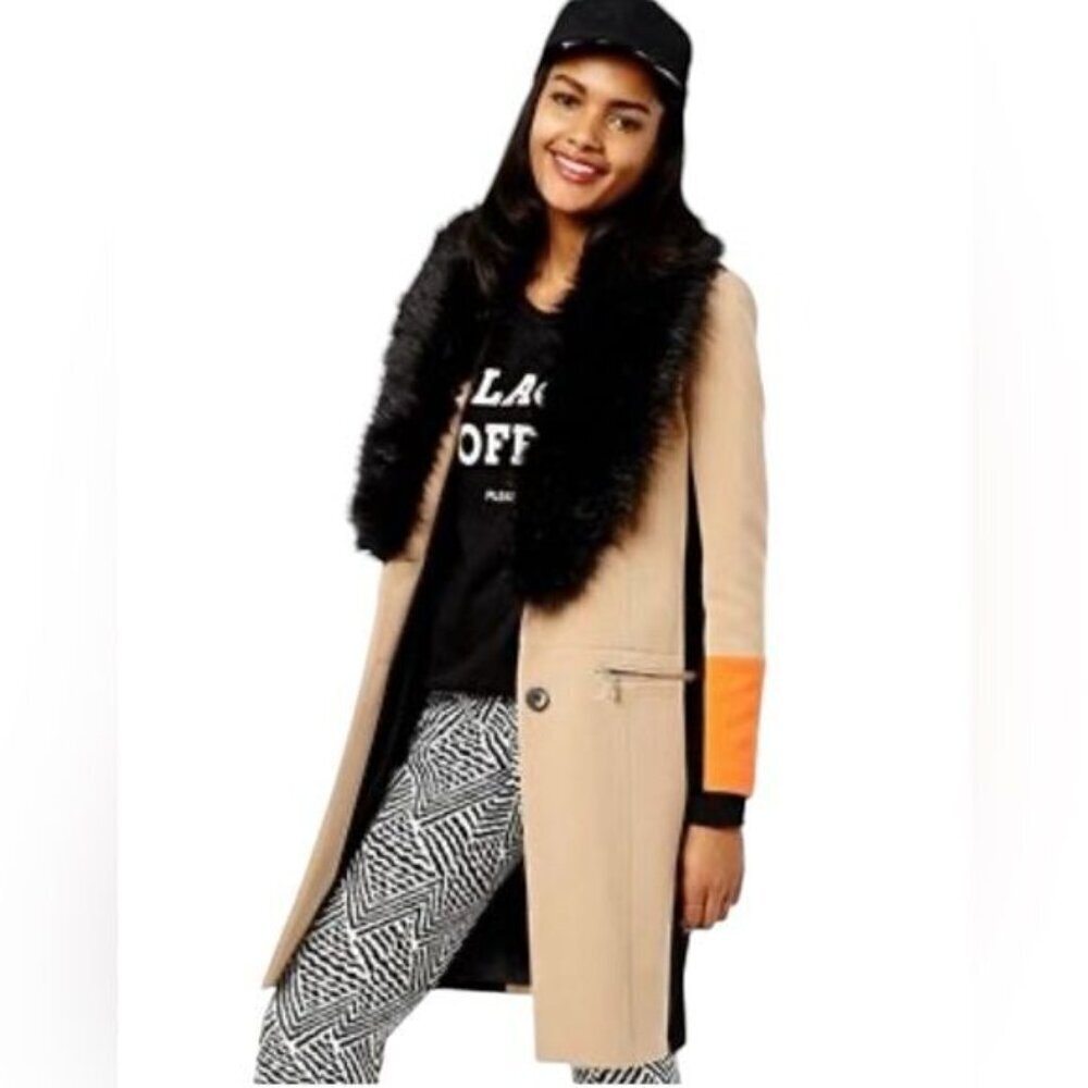 River Island Rare Hard to find Color block Tan mobwife Trench coat size 8